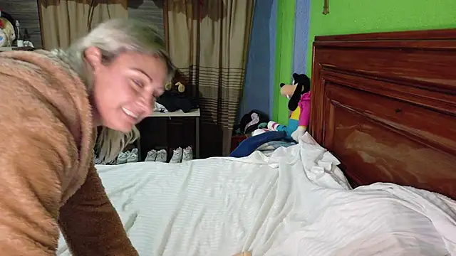 _Charlize_theron_'s cam snapshot