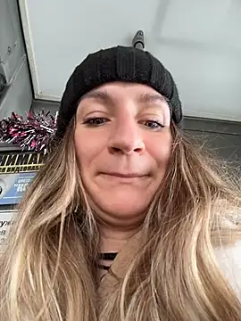 EvvaMur live sex cam