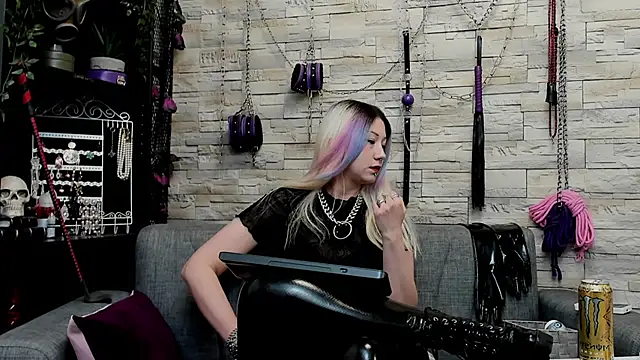 CruelMistress's cam snapshot