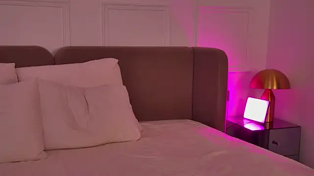 ArianaMell live sex cam