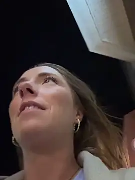 misspollypeach's cam snapshot