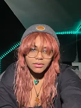 marinakisses's cam snapshot