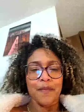 BiiancaEstradaa's cam snapshot