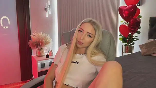 OhMyEmma's cam snapshot