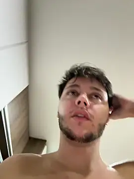 RicoValen live sex cam