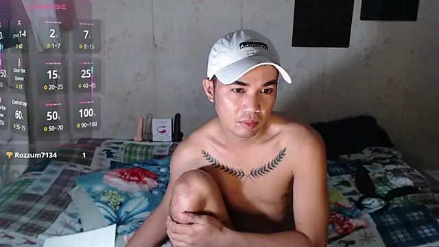 UR_LOVERBOY live sex cam