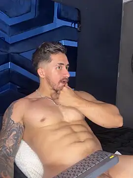 Brad_Summer live sex cam