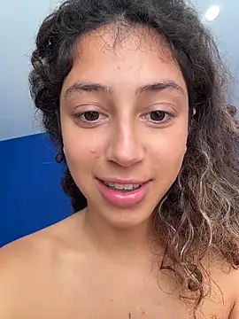 absoluthorrorfield live sex cam