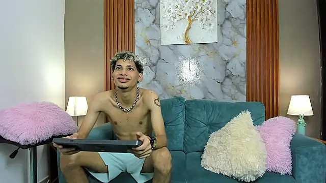 YOUNG_BOYS_HELL live sex cam