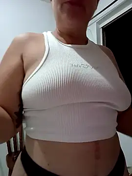 Julia2027's cam snapshot