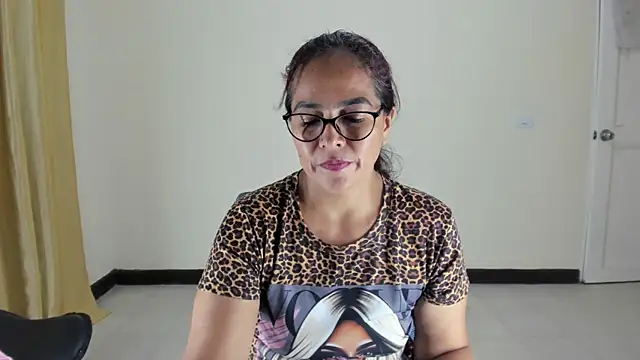 Dulcemilfi's cam snapshot