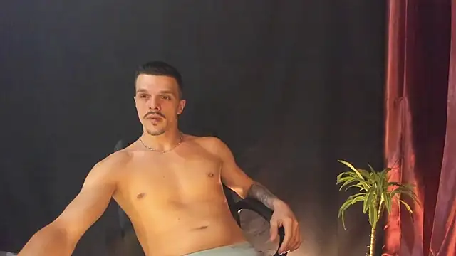 DonyBrown's cam snapshot