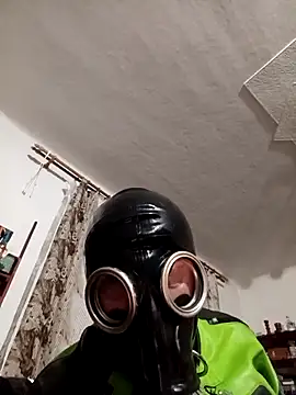 RubberFetischem's cam snapshot