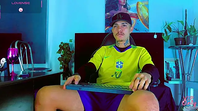 HannibalLester live sex cam