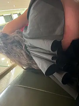 AndreaMood live sex cam