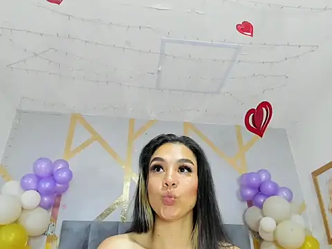 victoriaa_tall's cam snapshot