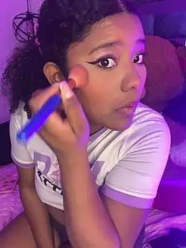 canelaa_sweet5's cam snapshot