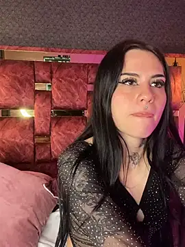 Veronicaa_lodge1's cam snapshot