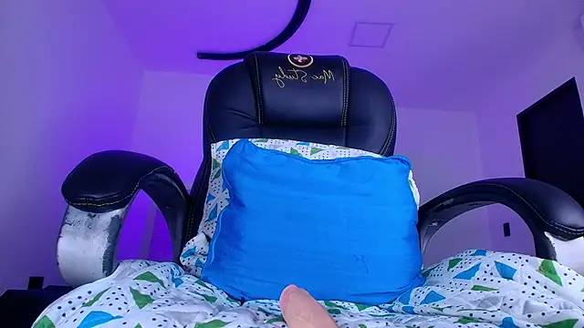 naomi_kyse live sex cam