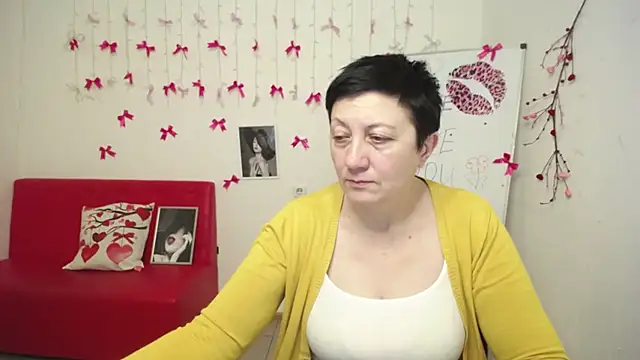 EmilyL0ve live sex cam