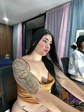 Roxy_rousse01's cam snapshot