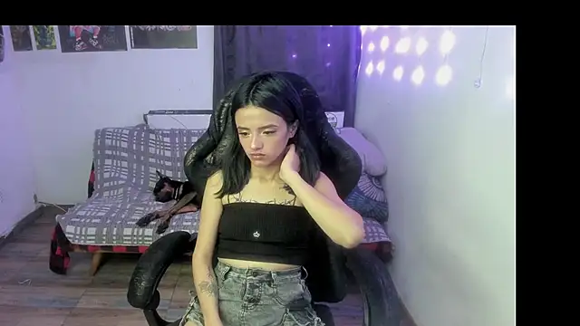 Candy__Girll18's cam snapshot