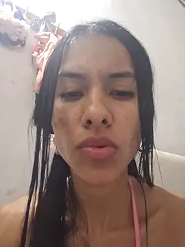 Alannys19's cam snapshot