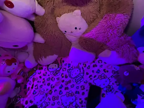 Onlypawzz live sex cam