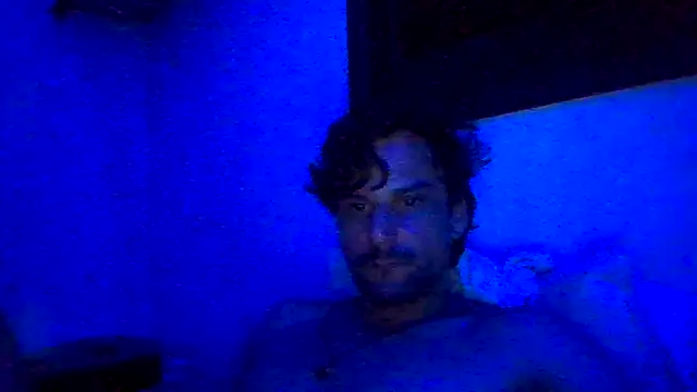 buenocouple's cam snapshot