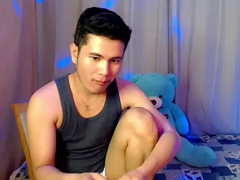 horny_levi's cam snapshot