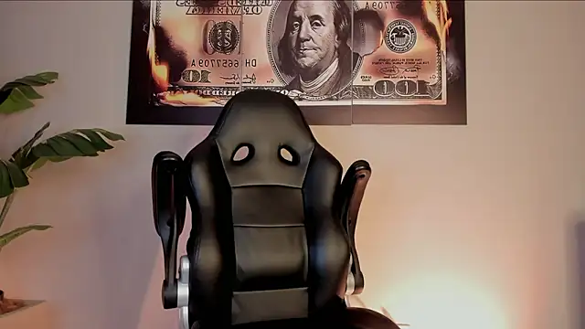 chrizmacgregor's cam snapshot