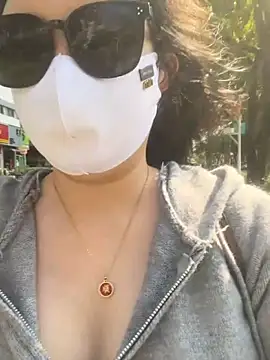 Mia-zhan's cam snapshot