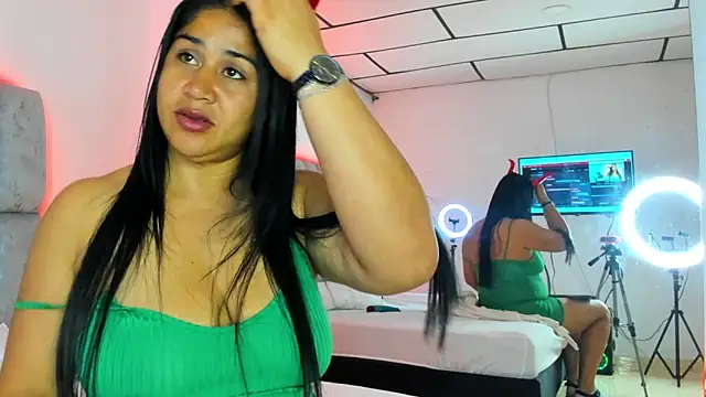 Kristal_Doll_'s cam snapshot