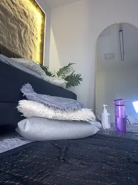 Isa__Blanc live sex cam