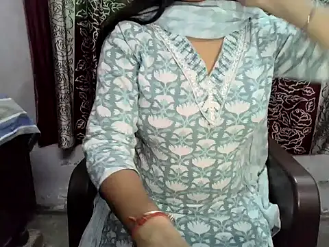 Miss_beautygirl's cam snapshot