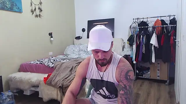 Tiberius_hunk live sex cam