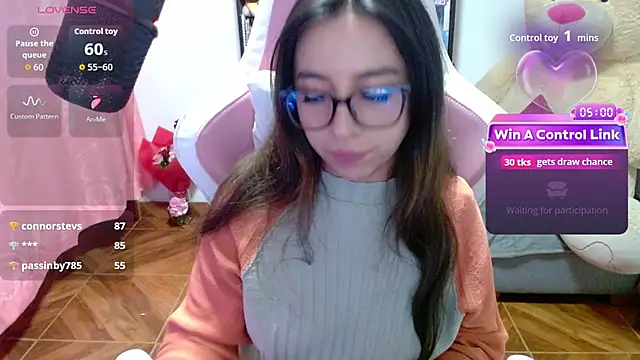 Maggie_Fox3's cam snapshot