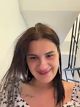 MiraReach live sex cam