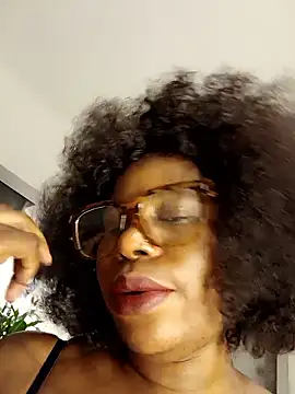 Nattybae009 live sex cam