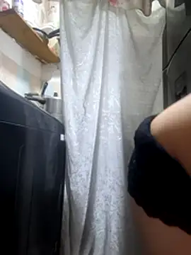 LunaDrago's cam snapshot