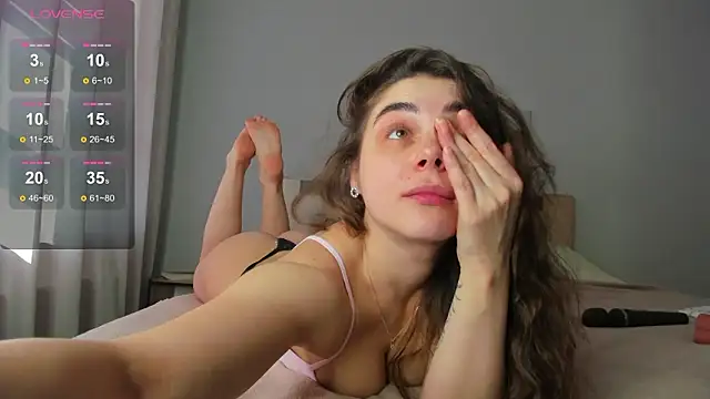 Bella_Foryou live sex cam