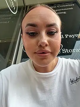 KiraSunshine's cam snapshot