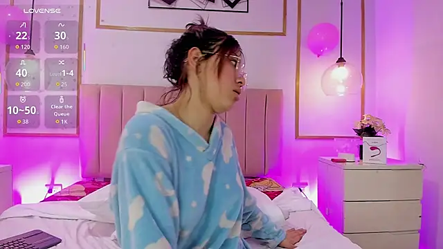 ChloeSteele's cam snapshot