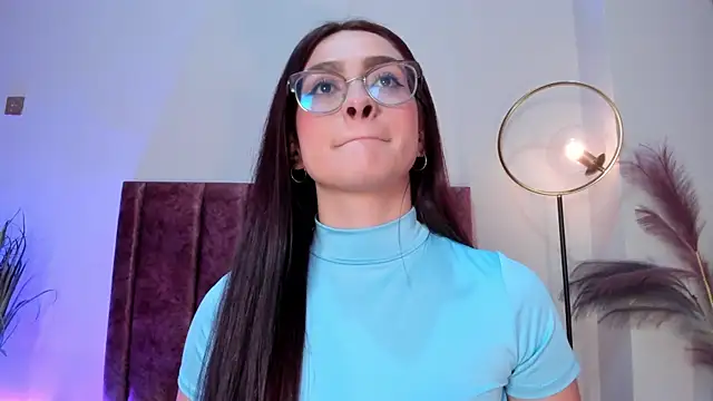 AndraCyruss's cam snapshot