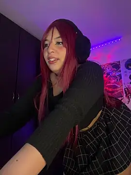 Hinatamoon_ live sex cam