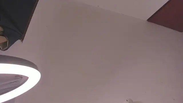 Nia13's cam snapshot