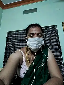 bhavyasri_55's cam snapshot