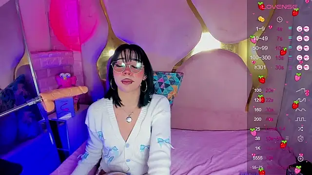 NaniiSisy's cam snapshot