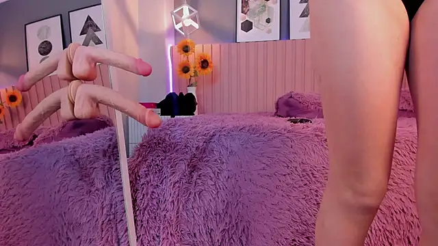 Nina_Ford's cam snapshot