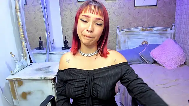 Megane_whitte's cam snapshot